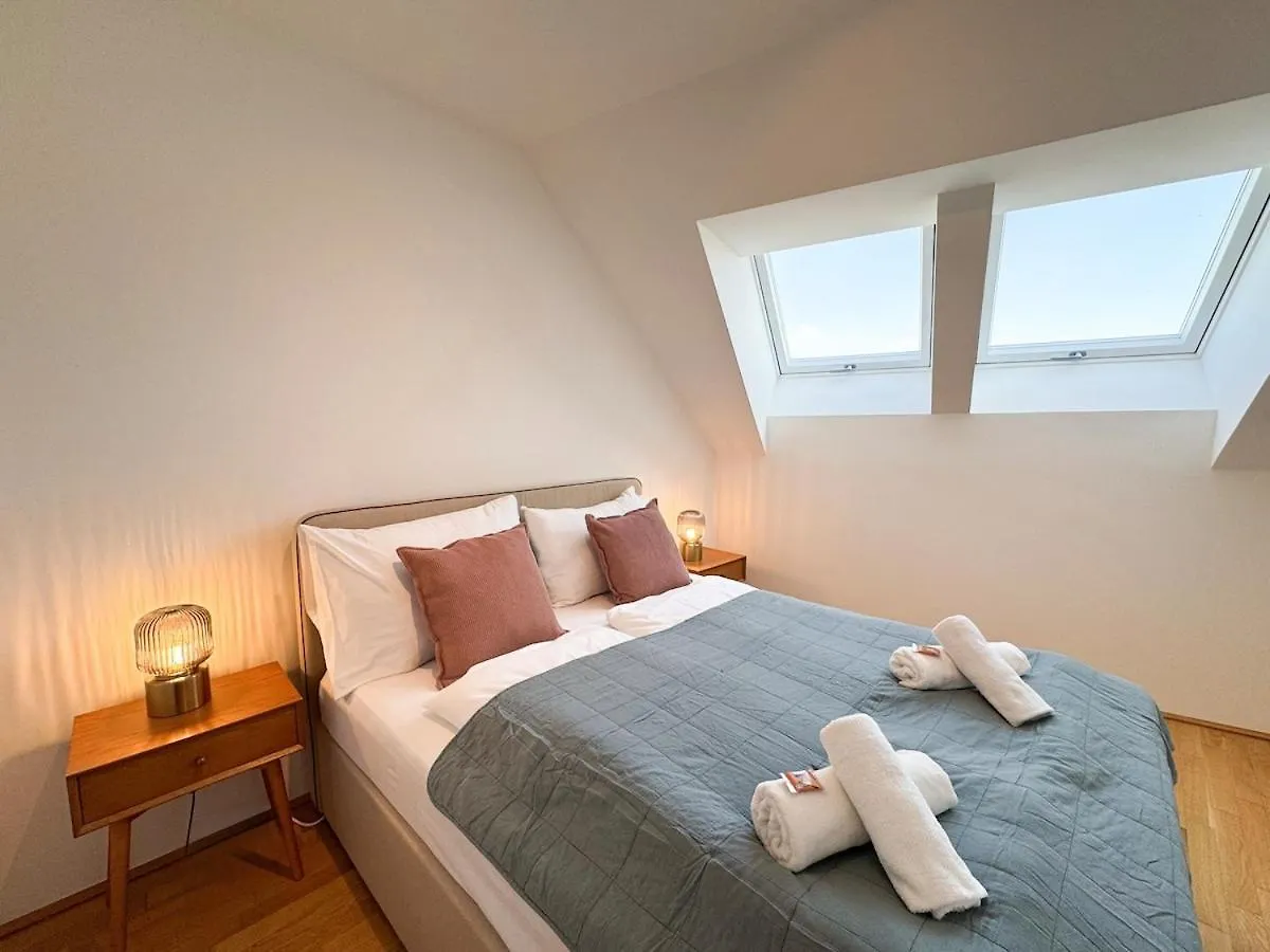 Cozy & Modern 2 Bedroom Apartment In Peaceful Area ウィーン 0*,  オーストリア