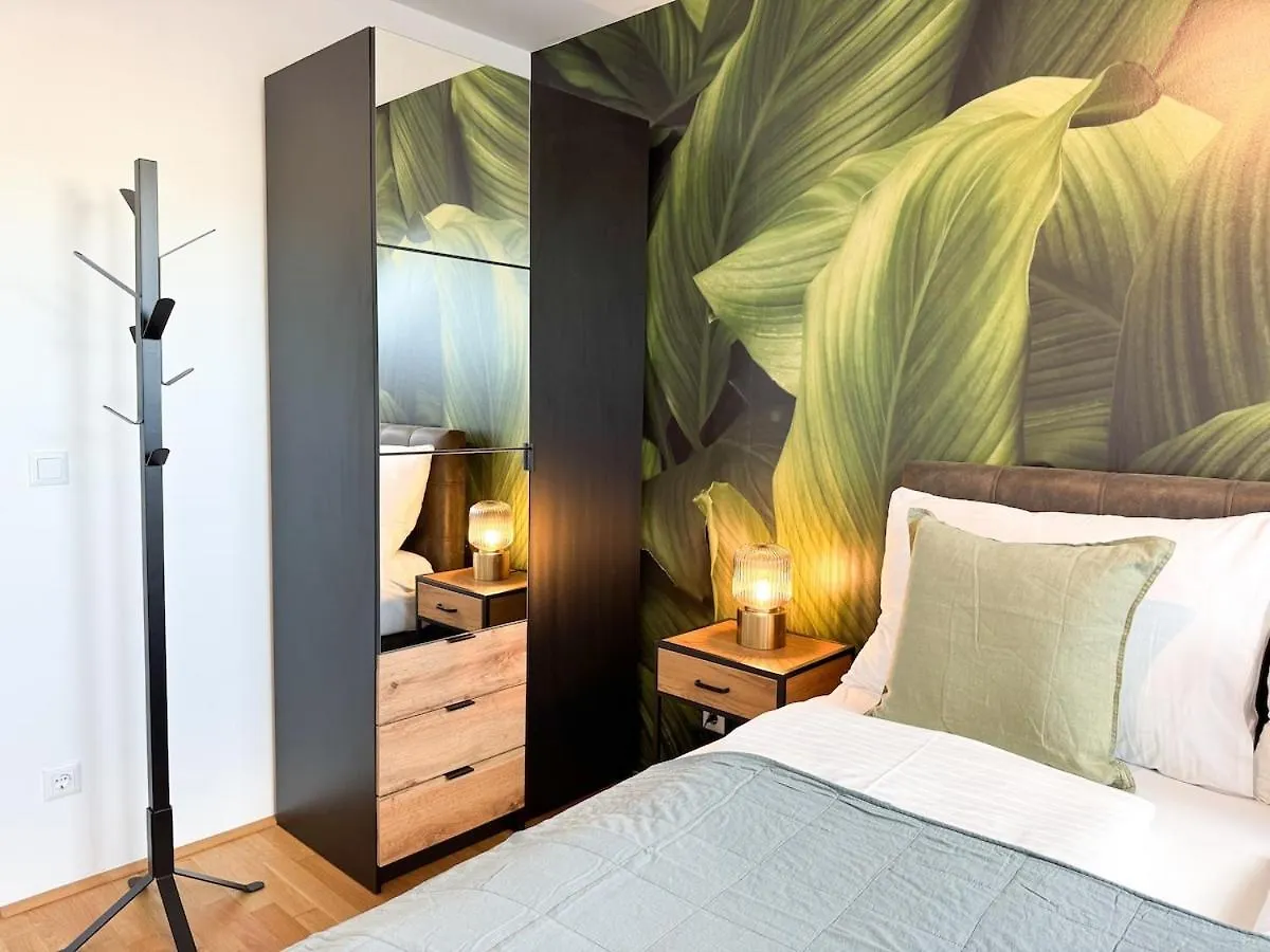 Cozy & Modern 2 Bedroom Apartment In Peaceful Area ウィーン